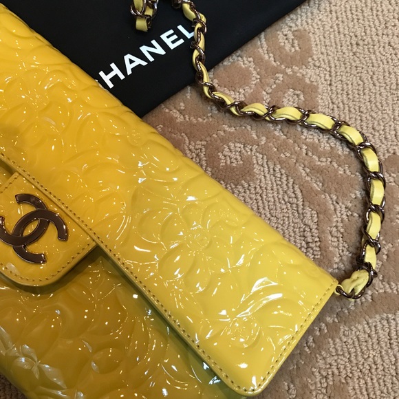 Chanel patent leather yellow bag with rose gold - Picture 7 of 8